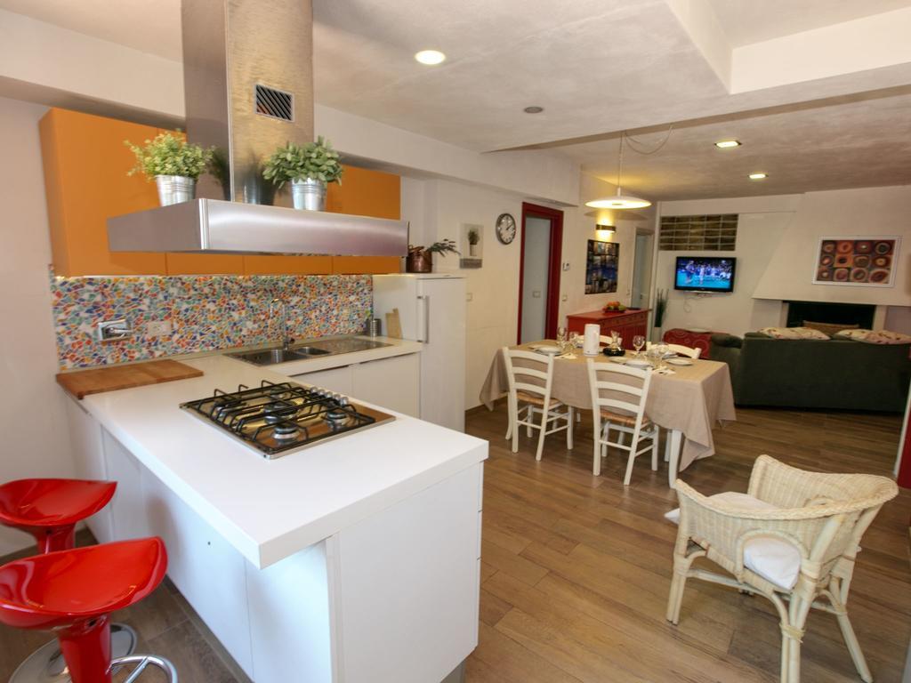 Belvilla By Oyo Villa Insieme San Valentino in Abruzzo Citeriore Habitación foto